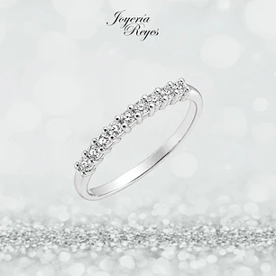 Anillo de Oro Blanco 18 kilates -9 brillantes de 4,5 puntos - KR05-113020