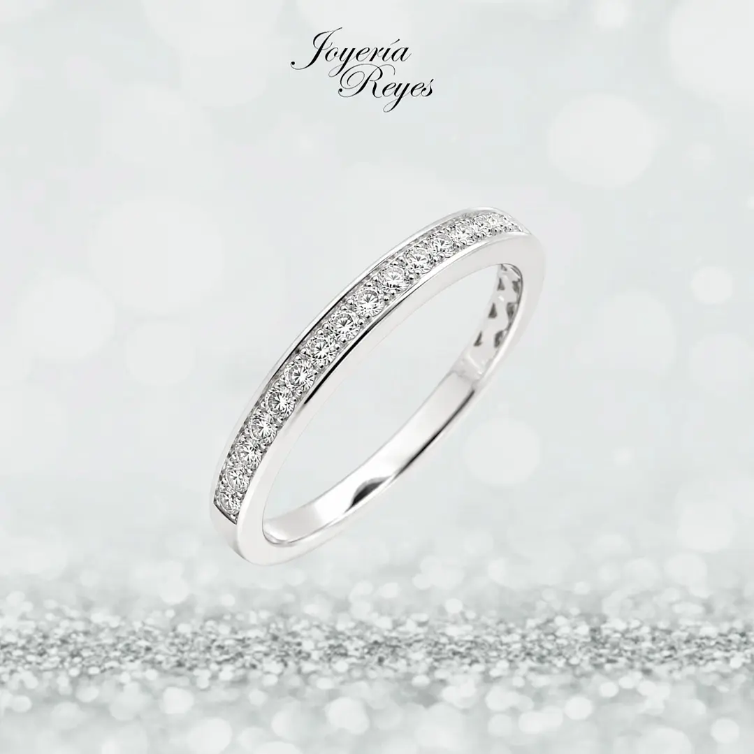 Anillo de Oro Blanco 18 kilates - 19 brillantes de 24 puntos - R9911 1
