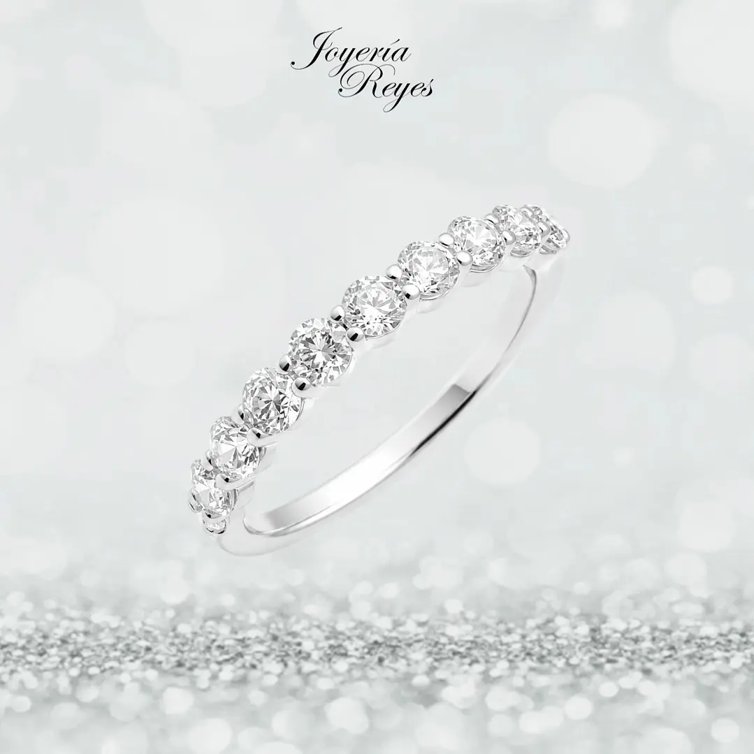 Anillo de Oro Blanco 18 kilates - 9 Circones - Engaste Prong - A3744.9W 1