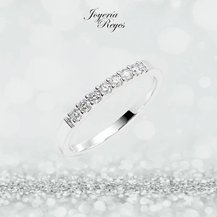 Anillo de Oro Blanco 18 kilates - 7 Circones - Engaste Prong - A3911-1.75W