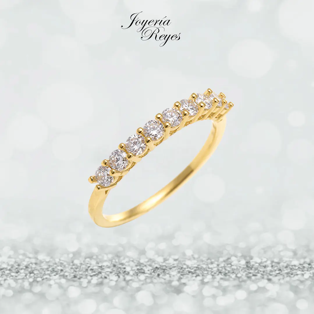 Anillo de Oro Amarillo 18 kilates - 9 Circones - Engaste Shared Prong - 12CR5781-FCZ 1