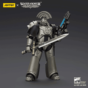 Iron Warriors Sargento Táctico MKVI con Espada de Energía y Pistola de Plasma