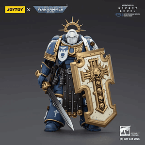 Ultramarines Torvald con Espada de Energía, Escudo de Tormenta y Pistola Bólter