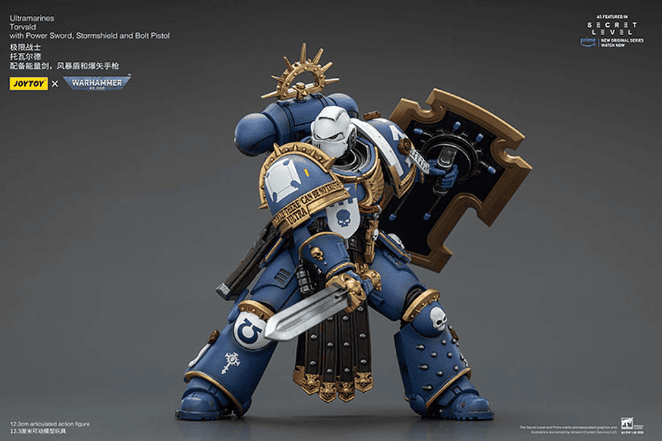 Ultramarines Torvald con Espada de Energía, Escudo de Tormenta y Pistola Bólter 6