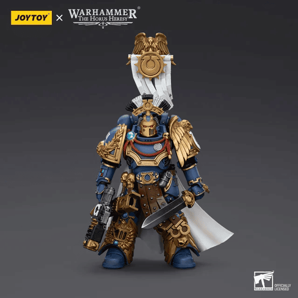 Ultramarines Pretor de la Legión con Espada de Energía y Serpenta Volkite 1