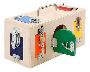 Caja de Madera con Cerraduras