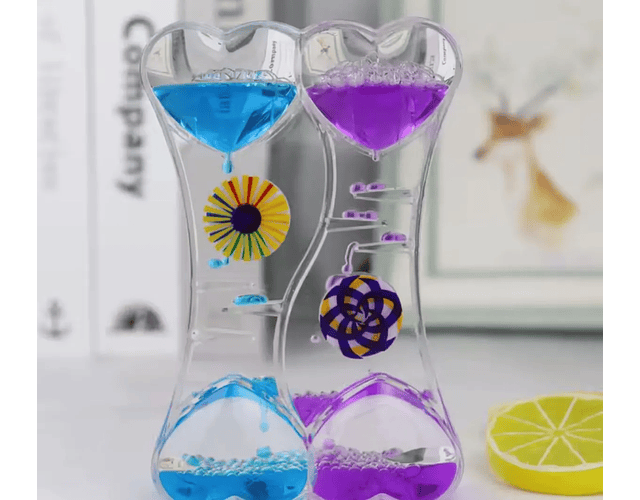 Reloj  Sensorial Líquido Antiestrés Diseño Corazón