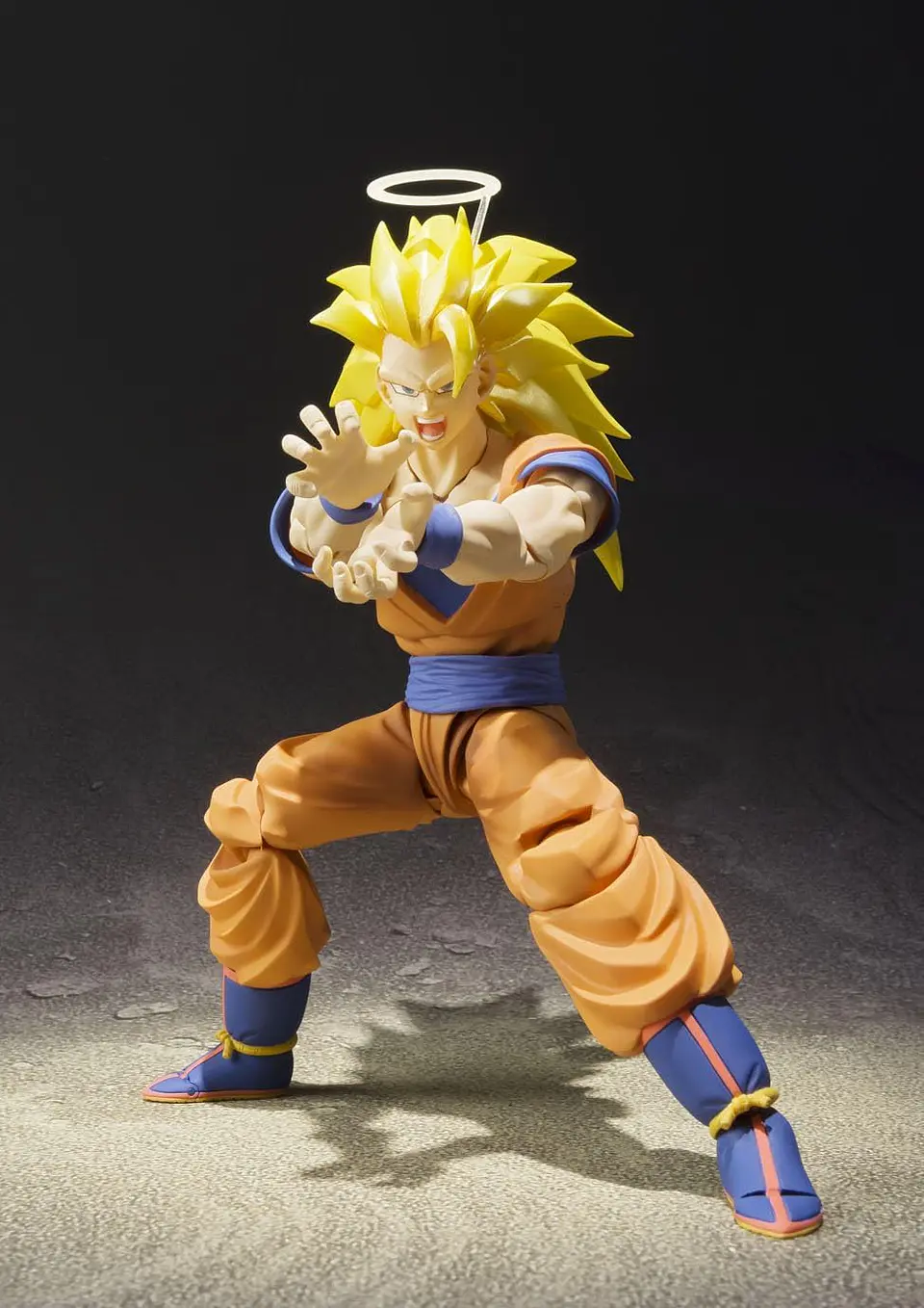 S.H.Figuarts Goku Super Saiyan 3  3