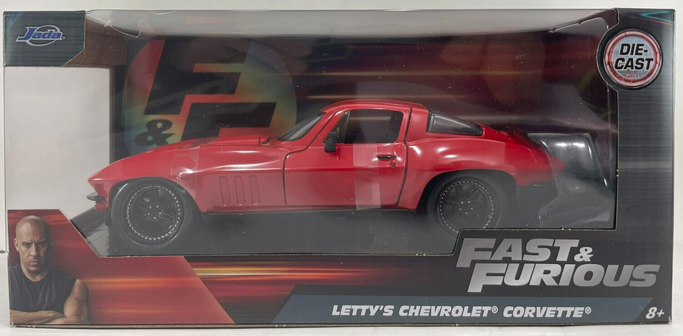 Jada 1:24  1966 Chevrolet Corvette  - Glossy Red Rápidos Y Furiosos 1