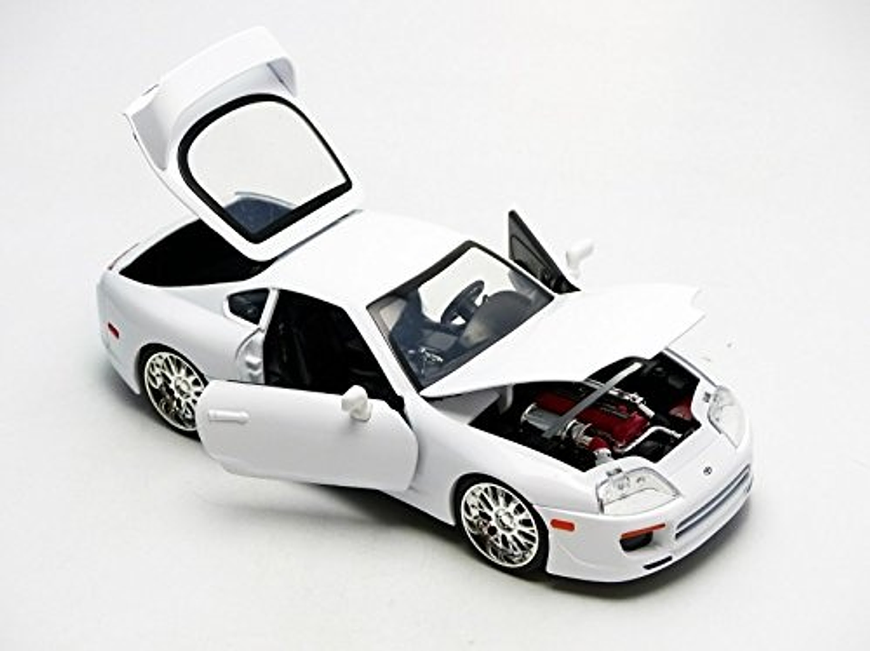 Jada 1:24 1995 Toyota Supra-White - Glossy White  Rápidos Y Furiosos 3