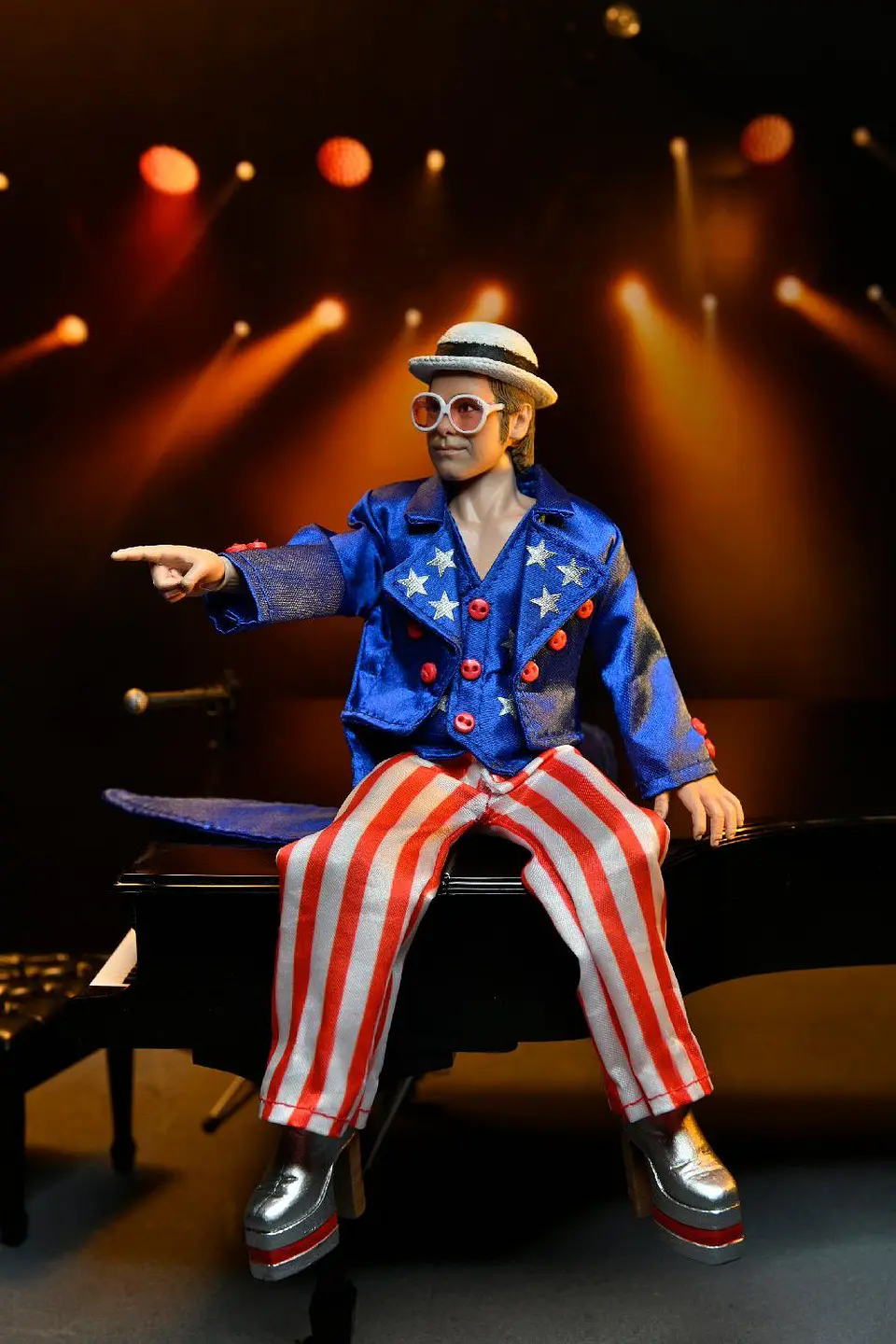 Elton John & Piano Live 1976, Figura de acción - Neca 3