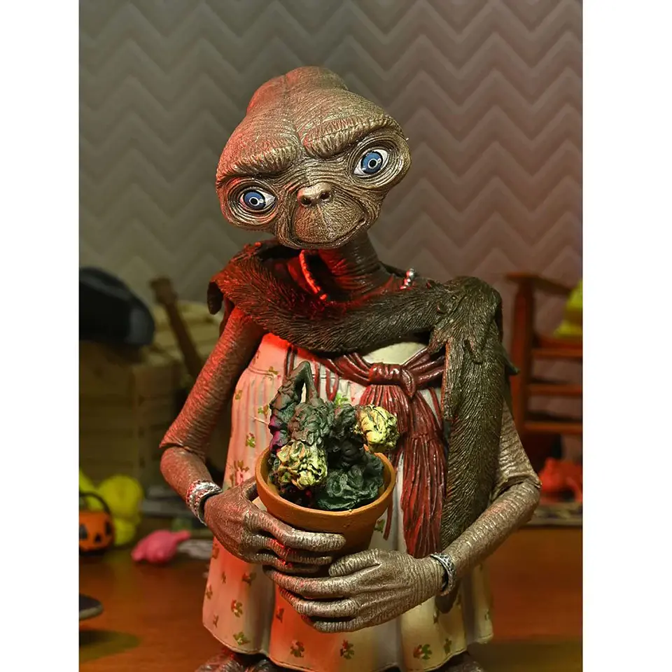 E.T. Figura 40th Anniversary 18cm  Scale Figures - Ultimate Dress Up E.T. 4