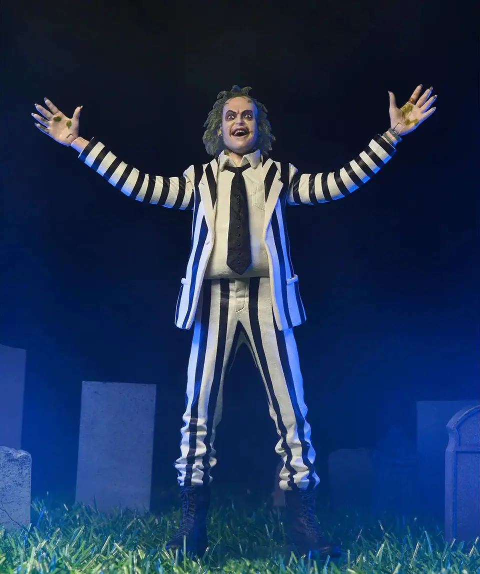 Neca 1/4 Scale: Beetlejuice 4