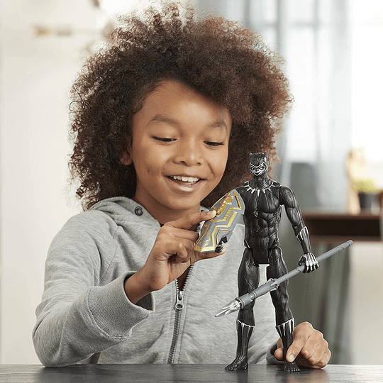 Pantera negra de lujo de Marvel Titan Hero Series Blast Gear