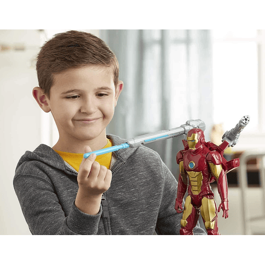 Iron Man de Marvel Titan Hero Series Blast Gear