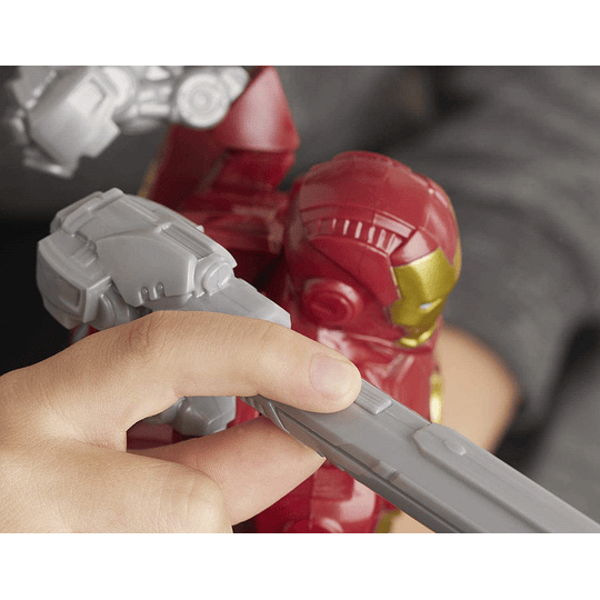 Iron Man de Marvel Titan Hero Series Blast Gear