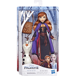 Anna en traje de viaje con figuras de Olaf y Bolso