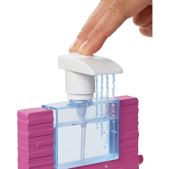 Barbie Muñeca con muebles de baño y accesorios