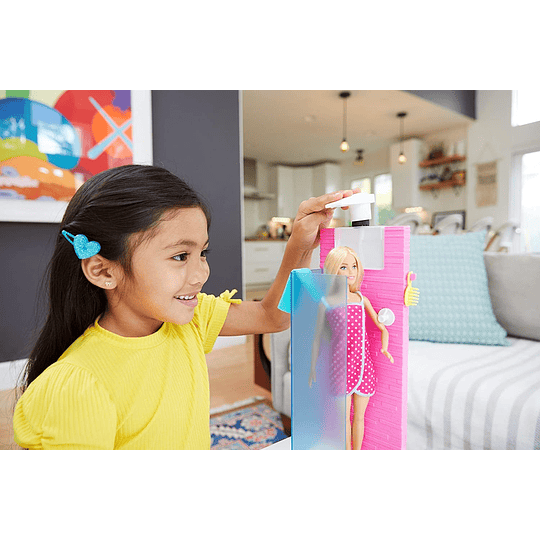 Barbie Muñeca con muebles de baño y accesorios