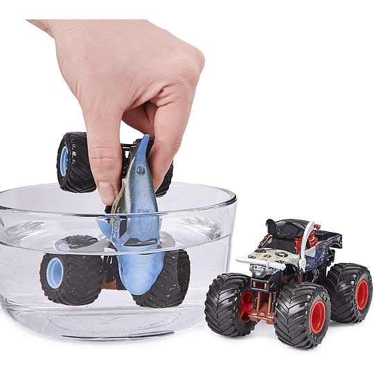 Megalodon vs Pirate's maldición cambio de color