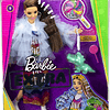  Barbie Extra con vestido arcoiris, accesorios de moda y mascota