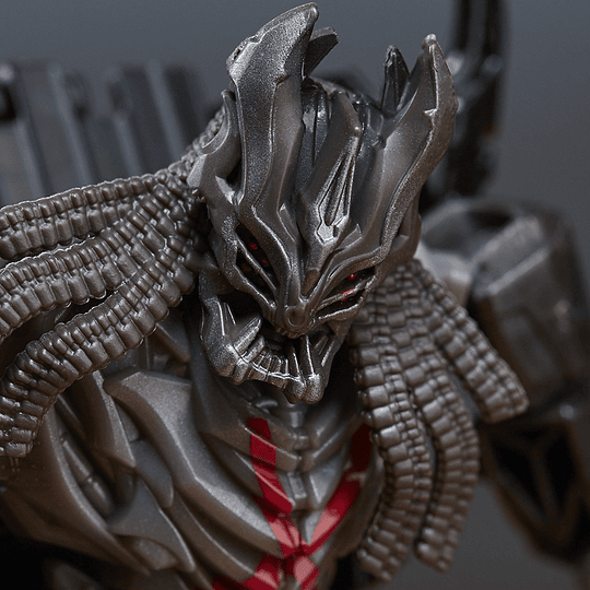 TRANSFORMERS: THE LAST KNIGHT PREMIER DECEPTICON BERSERKER EDICIÓN DE LUJO.