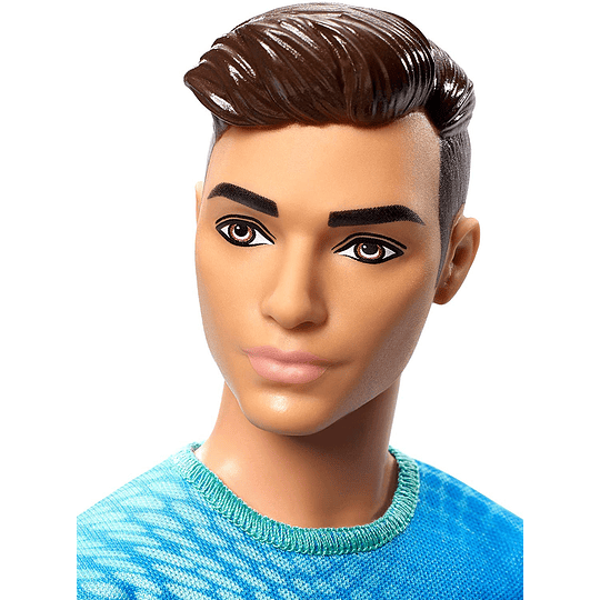 Ken -  Futbolista con accesorios Mattel
