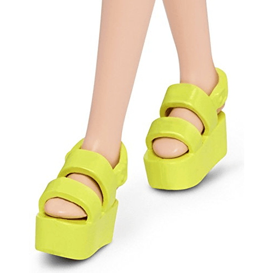 Barbie Fashionistas muñeca color blanco y rosa Pizzazz