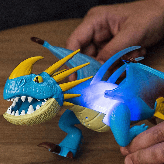  Dragons Stormfly Deluxe DreamWorks con Luz y Sonido (Dragon Tormenta)