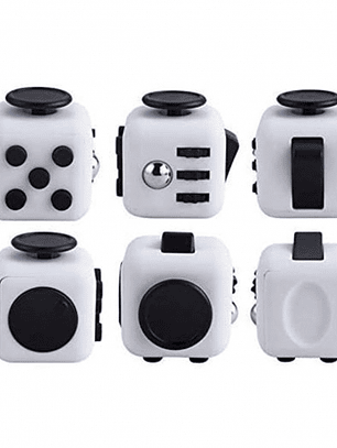 Cubo antiestrés con teclas y botones