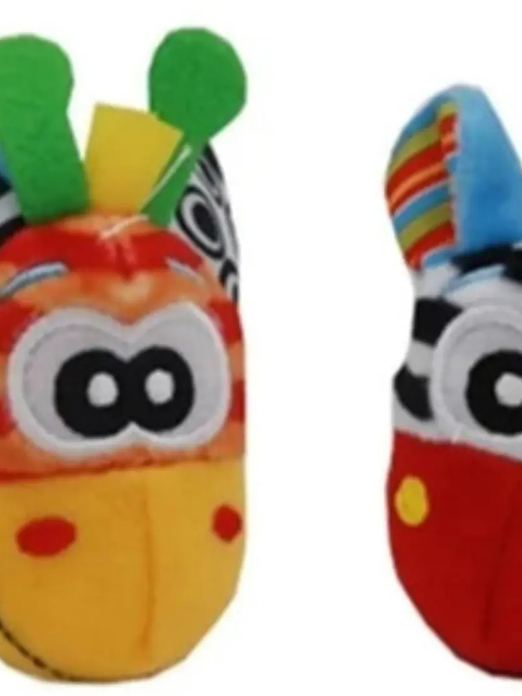 Calcetas y muñequeras de estimulación.                                                                                                                                                                 3