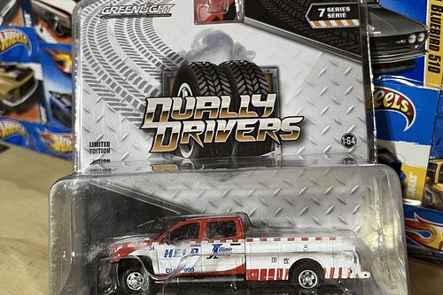 Chevrolet Silverado 3500 Dually Service Bed