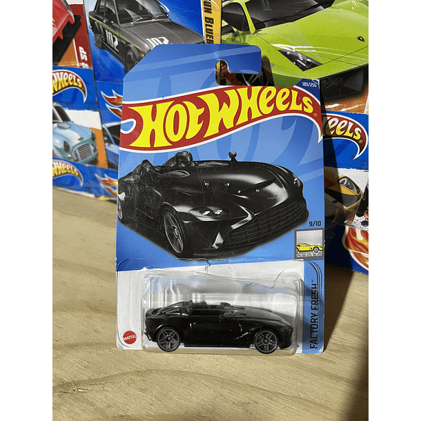 Aston Martin V12 Speedster