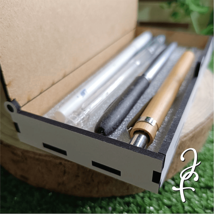 Caixa com Foto Pixar 3