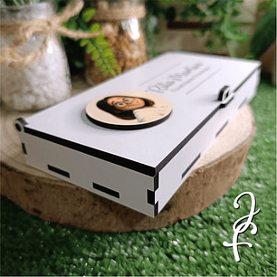 Caixa com Foto Pixar