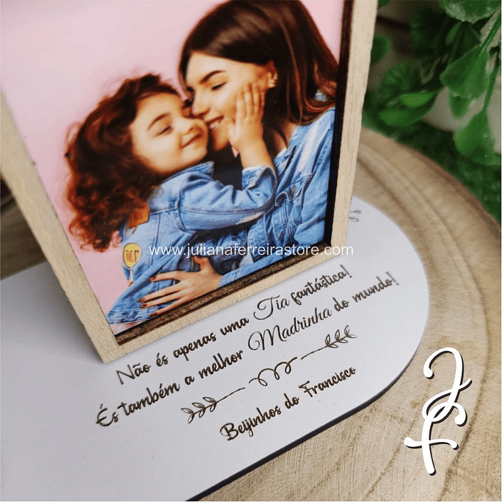 Vela Sagrada Família Fotografia e Base 2