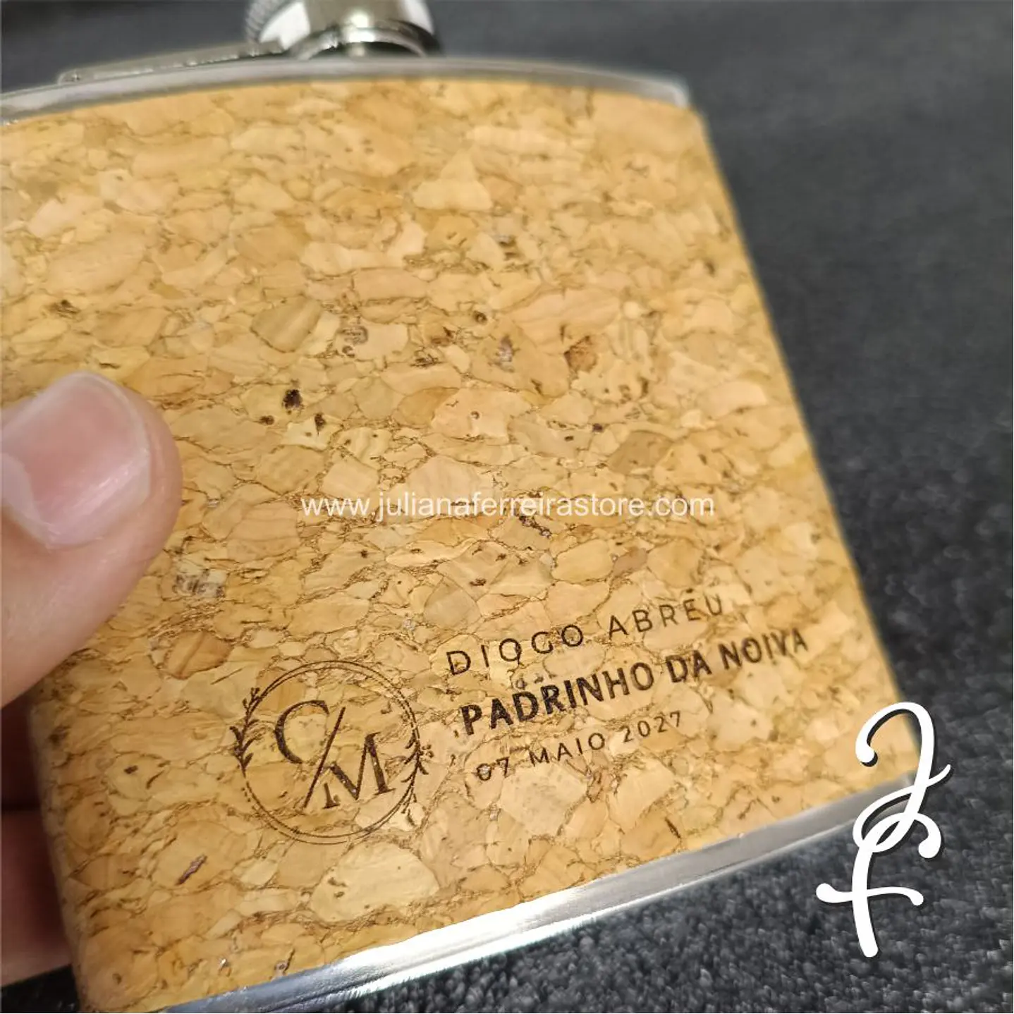 Garrafa de Whisky de Bolso Personalizada  Cortiça 3