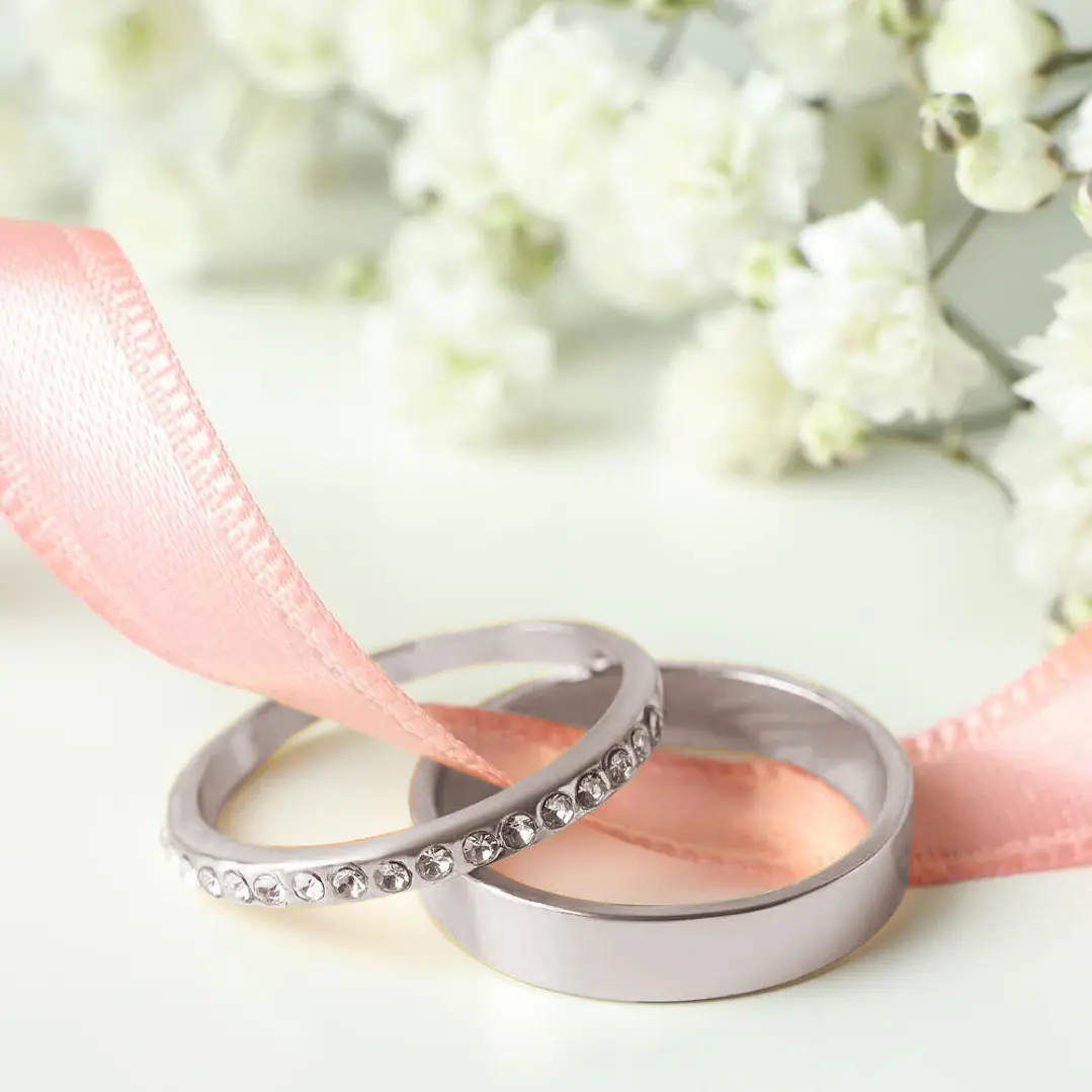 Wedding rings with white diamonds 4