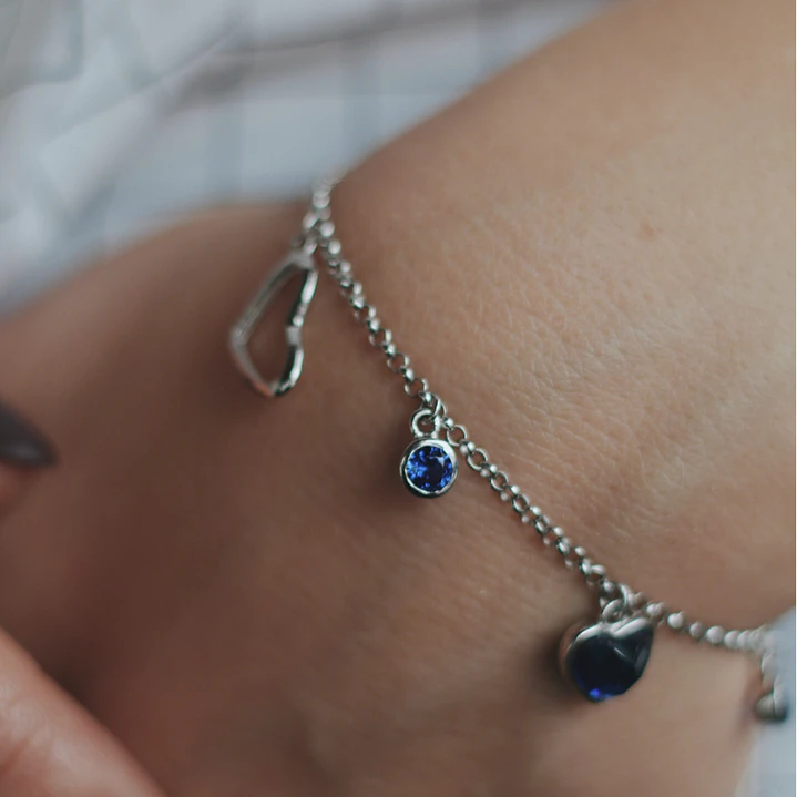 Silver charm bracelet 1