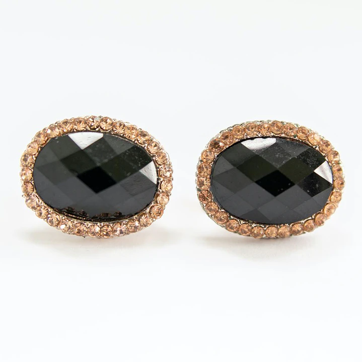 Gold earrings with beautiful black stone 2