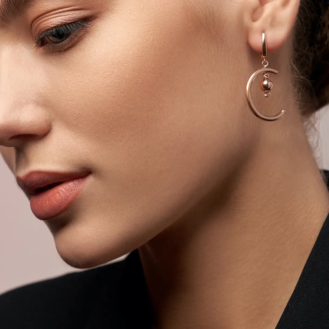 Rose gold moon earring with pendant 1