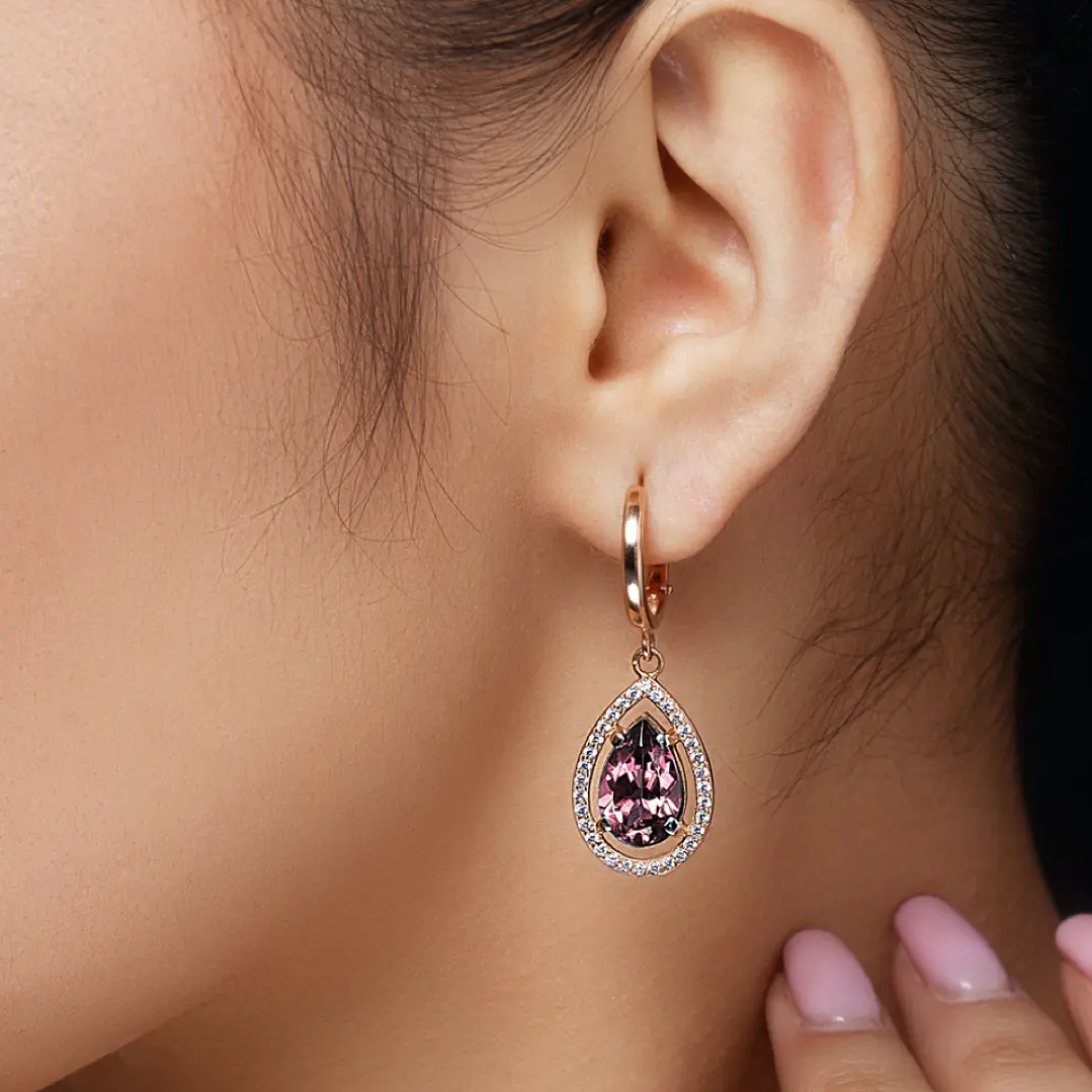 Oval earring with diamond incrustations and gemstone selection 3