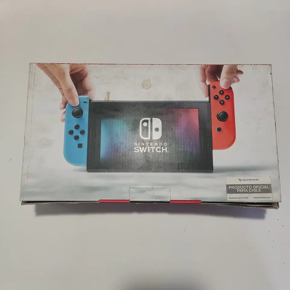 Nintendo Switch + The Legend of Zelda: Breath of the Wild 6