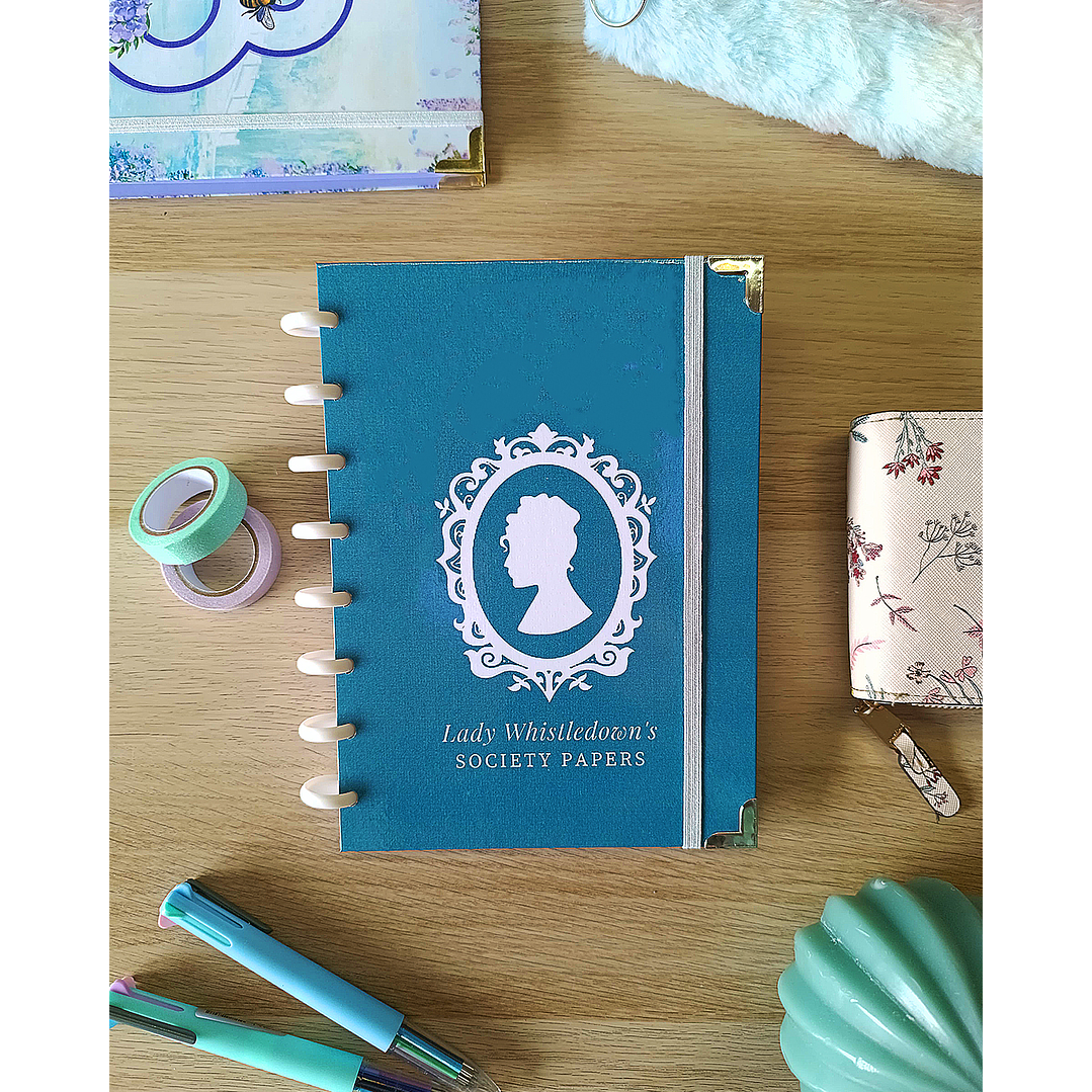 Book Journal Bridgerton - Lady Whistledown  1