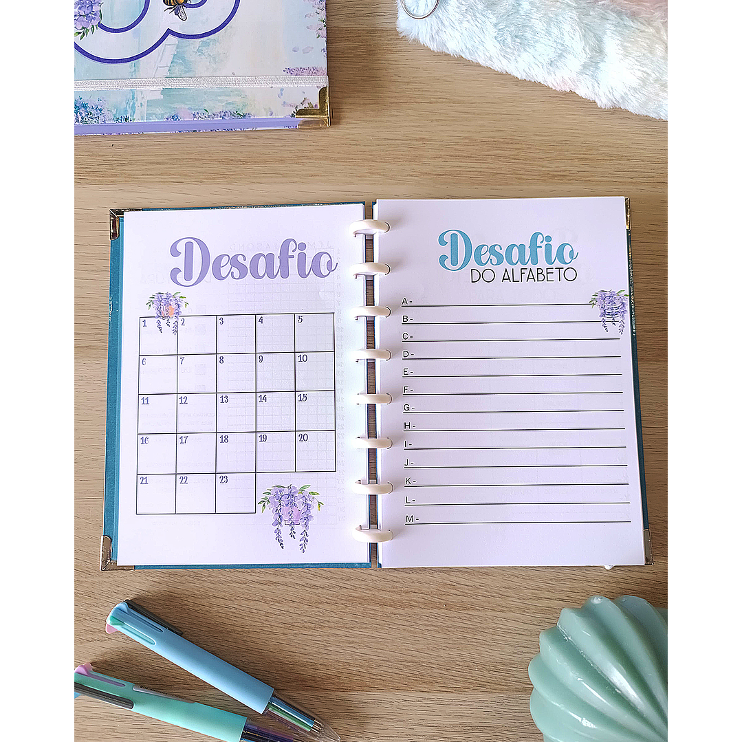 Book Journal Bridgerton - Lady Whistledown  6