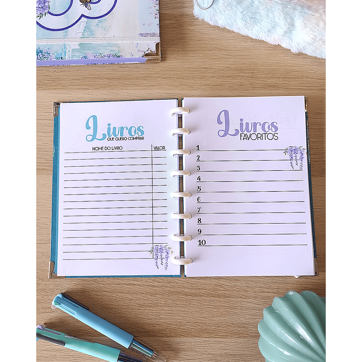 Book Journal Bridgerton - Lady Whistledown  8