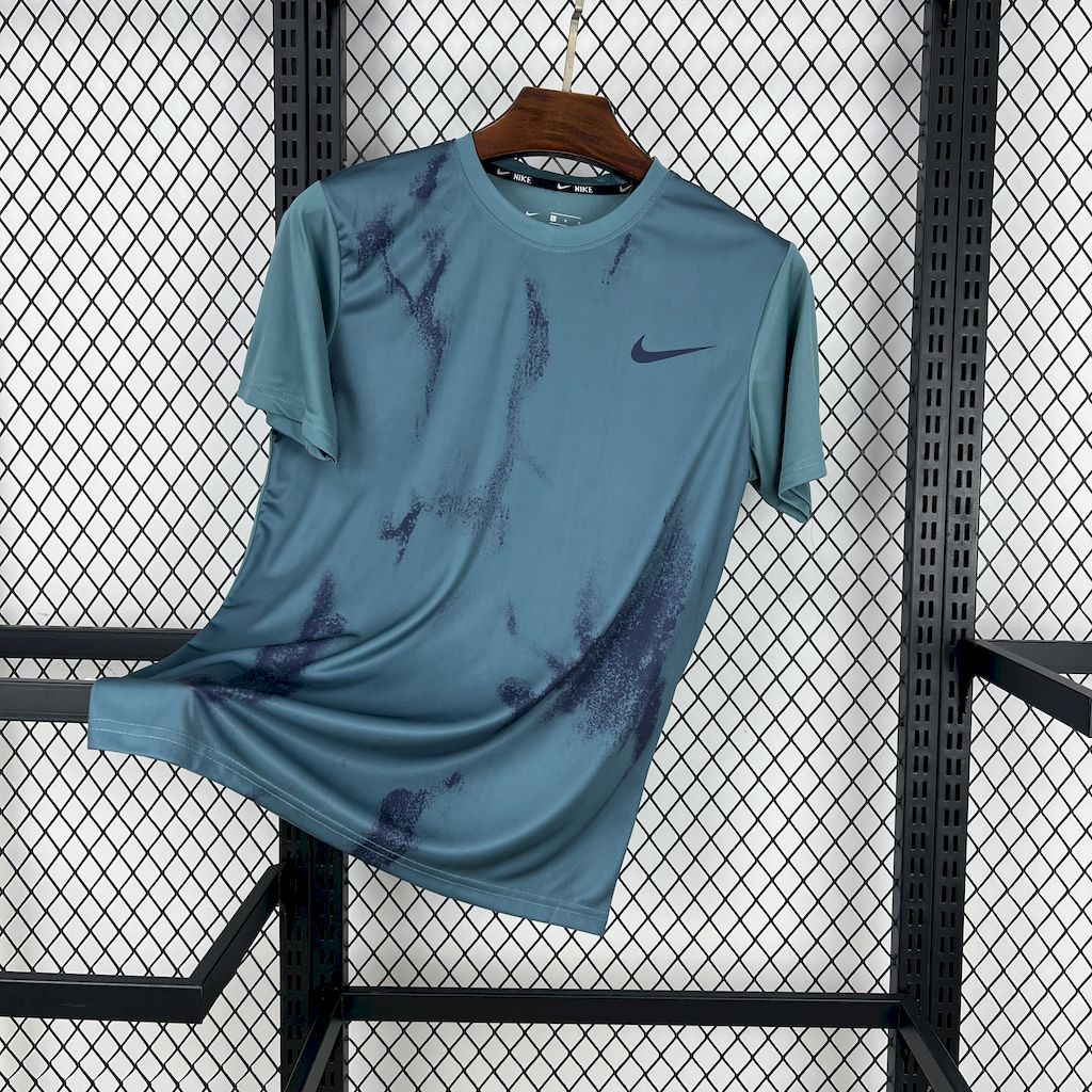 Camisola Nike Essentials Dri-FIT 1