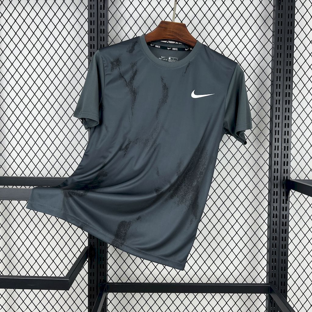 Camisola Nike Essentials Dri-FIT 1
