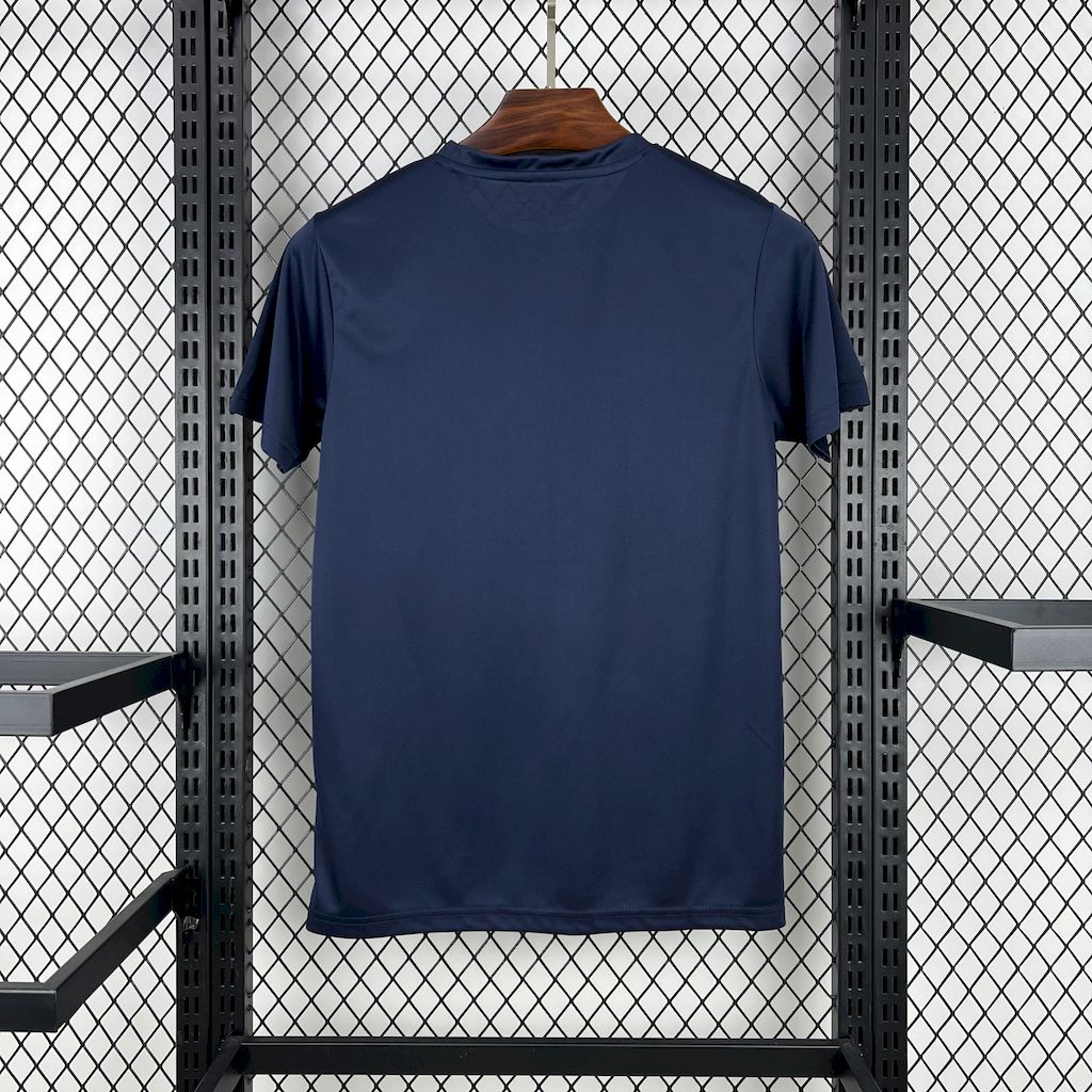 Camisola Nike Essentials Dri-FIT 2