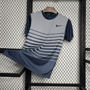 Camisola Nike Essentials Dri-FIT